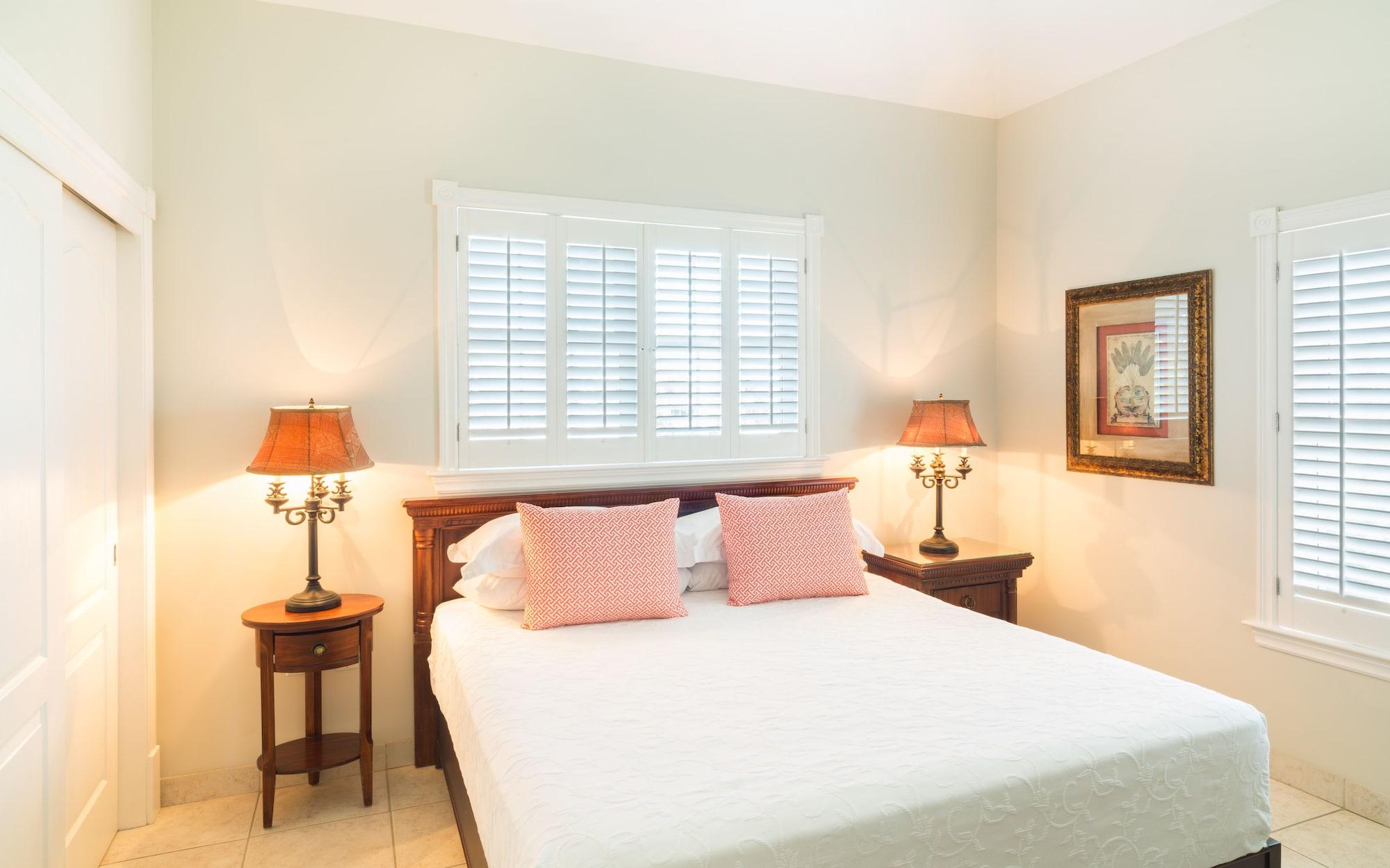 Royal West Indies Grace Bay Exterior foto