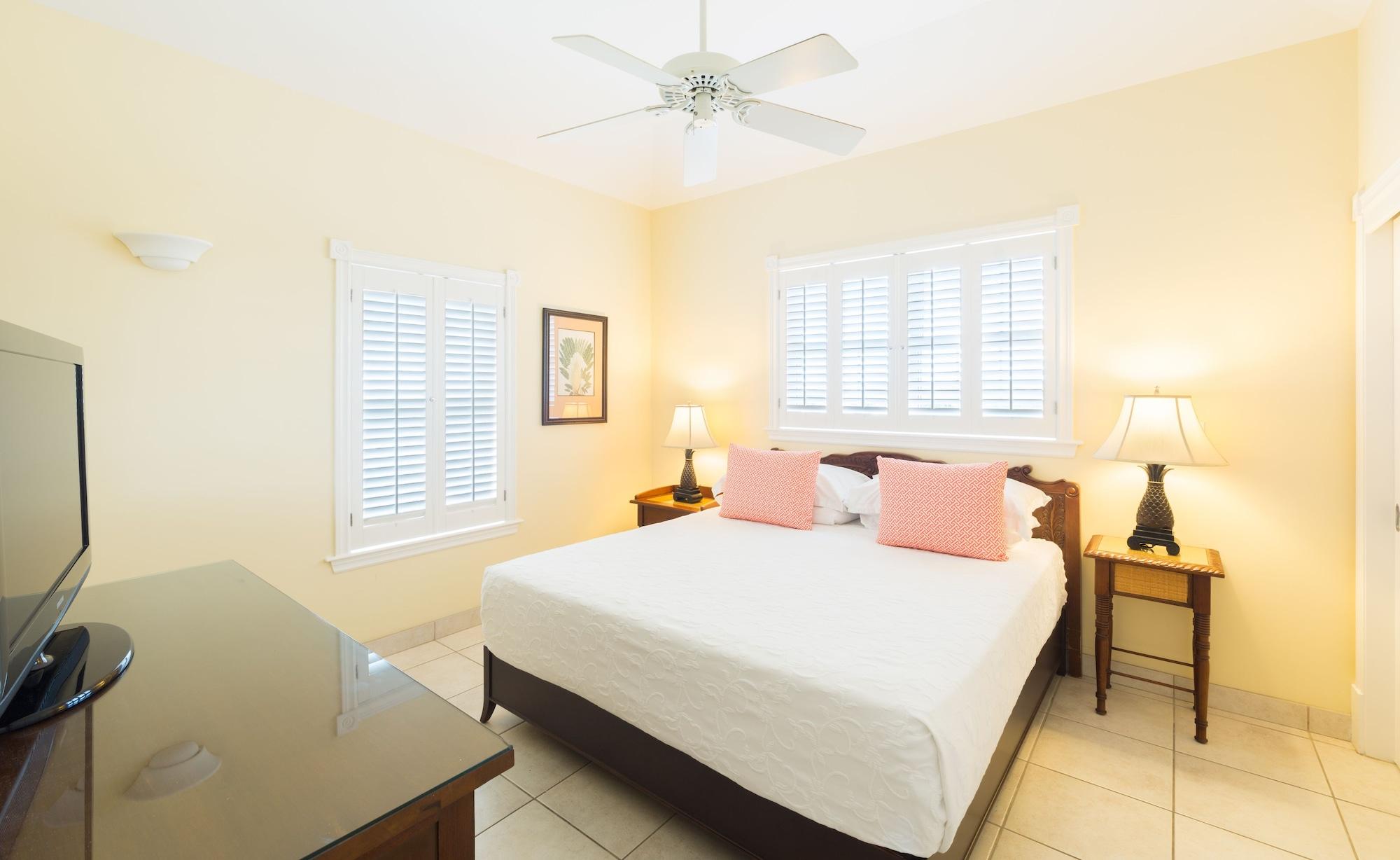 Royal West Indies Grace Bay Exterior foto