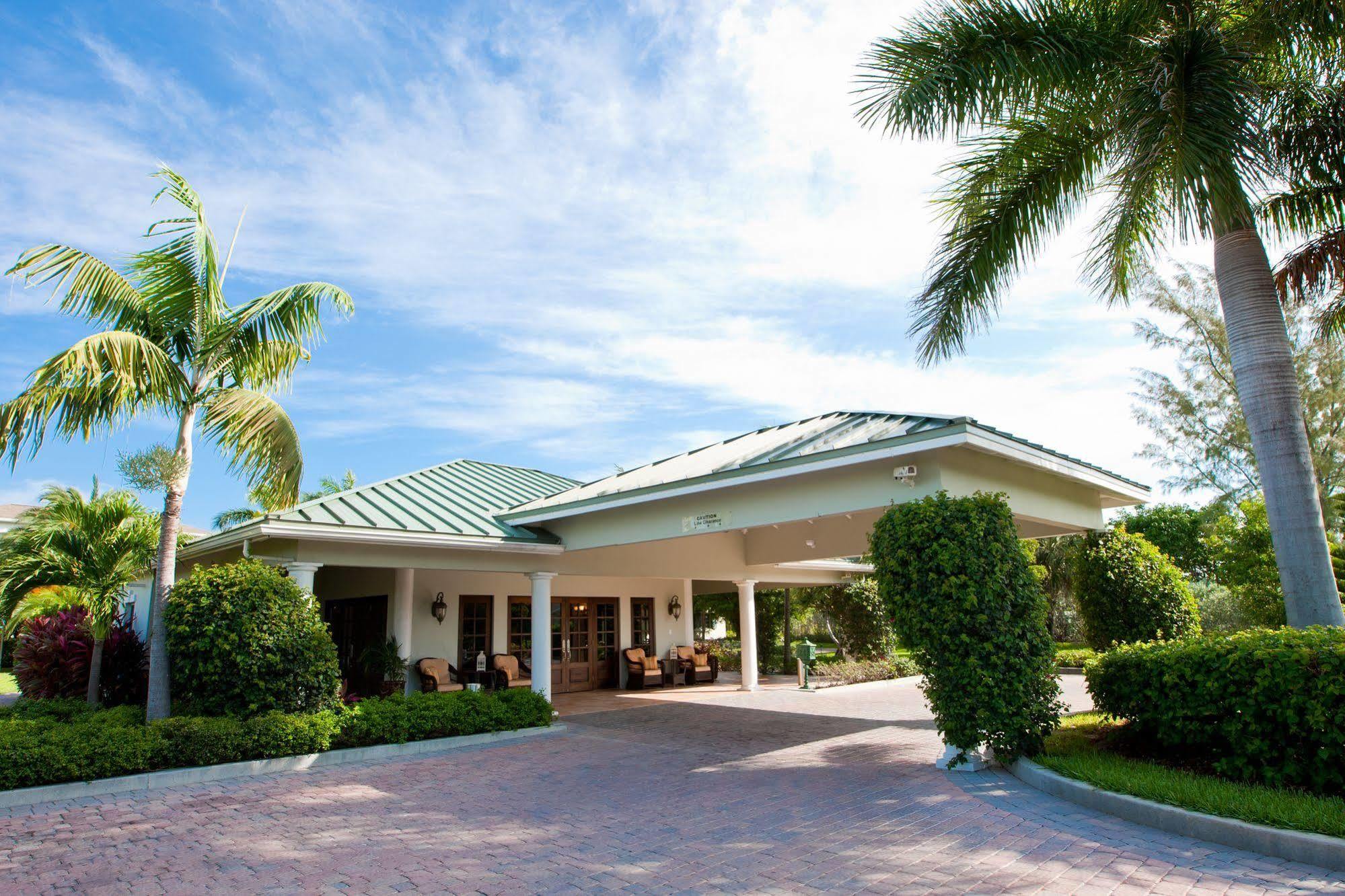 Royal West Indies Grace Bay Exterior foto