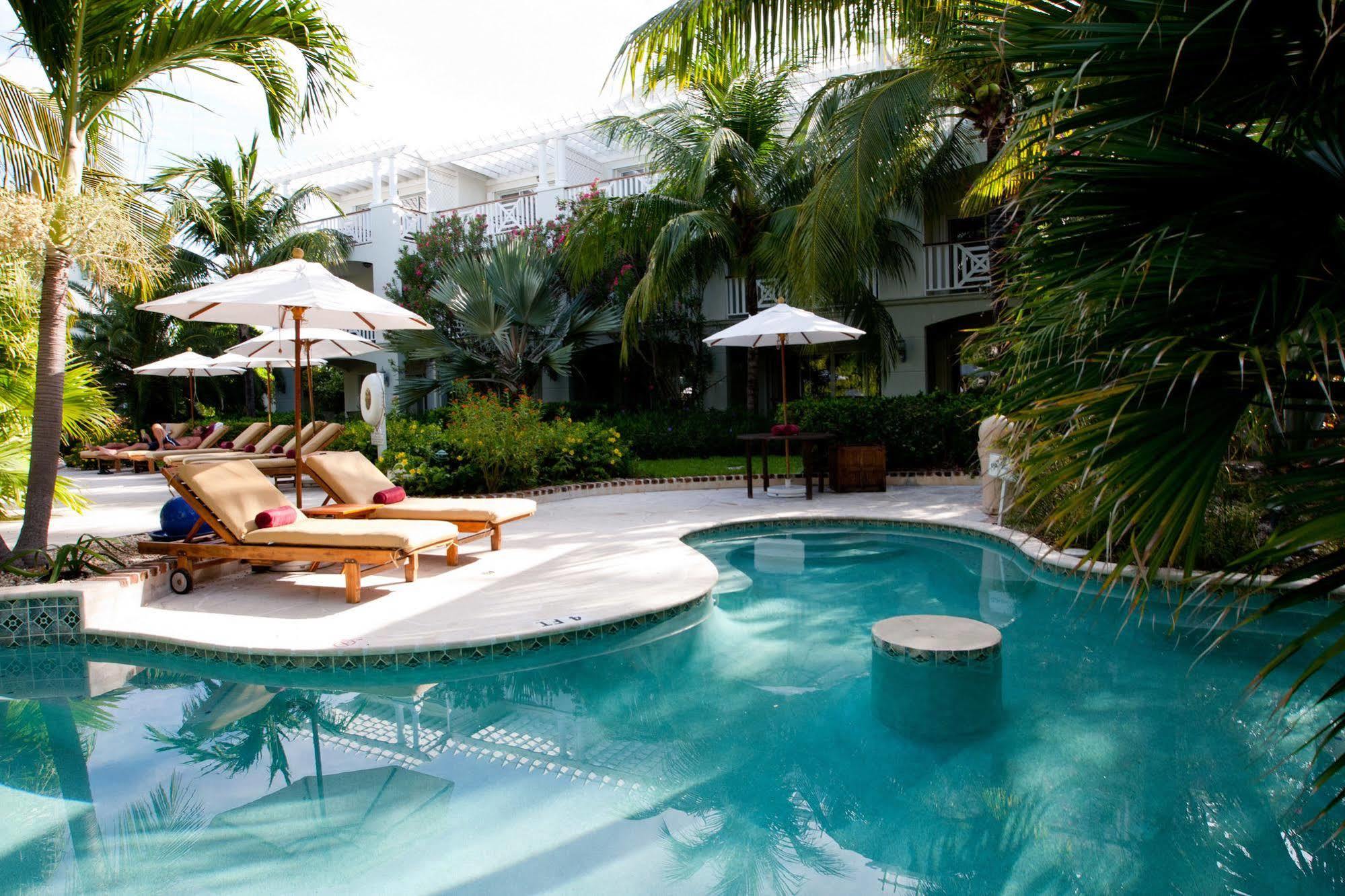 Royal West Indies Grace Bay Exterior foto